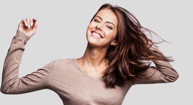 San Mateo cosmetic dentist offers 4 top reasons to smile.